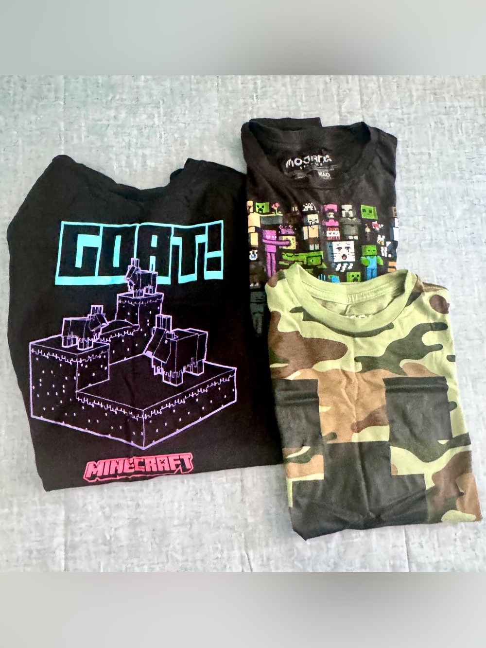 Minecraft Boys Mojang Shirts 3‎